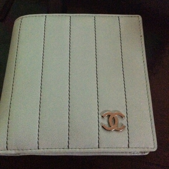 ❌ SOLD ❌ Authentic Chanel Mademoiselle Wallet - Picture 8 of 8